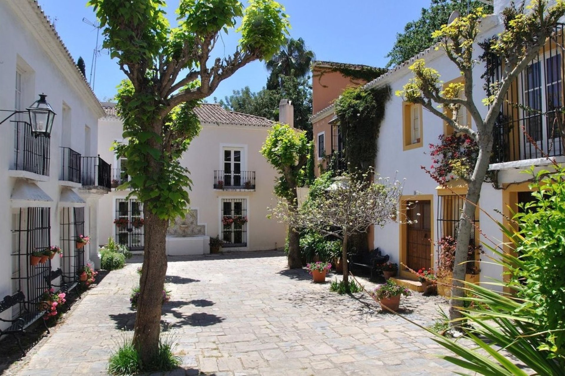 Resale - Town house - Marbella - The Golden Mile