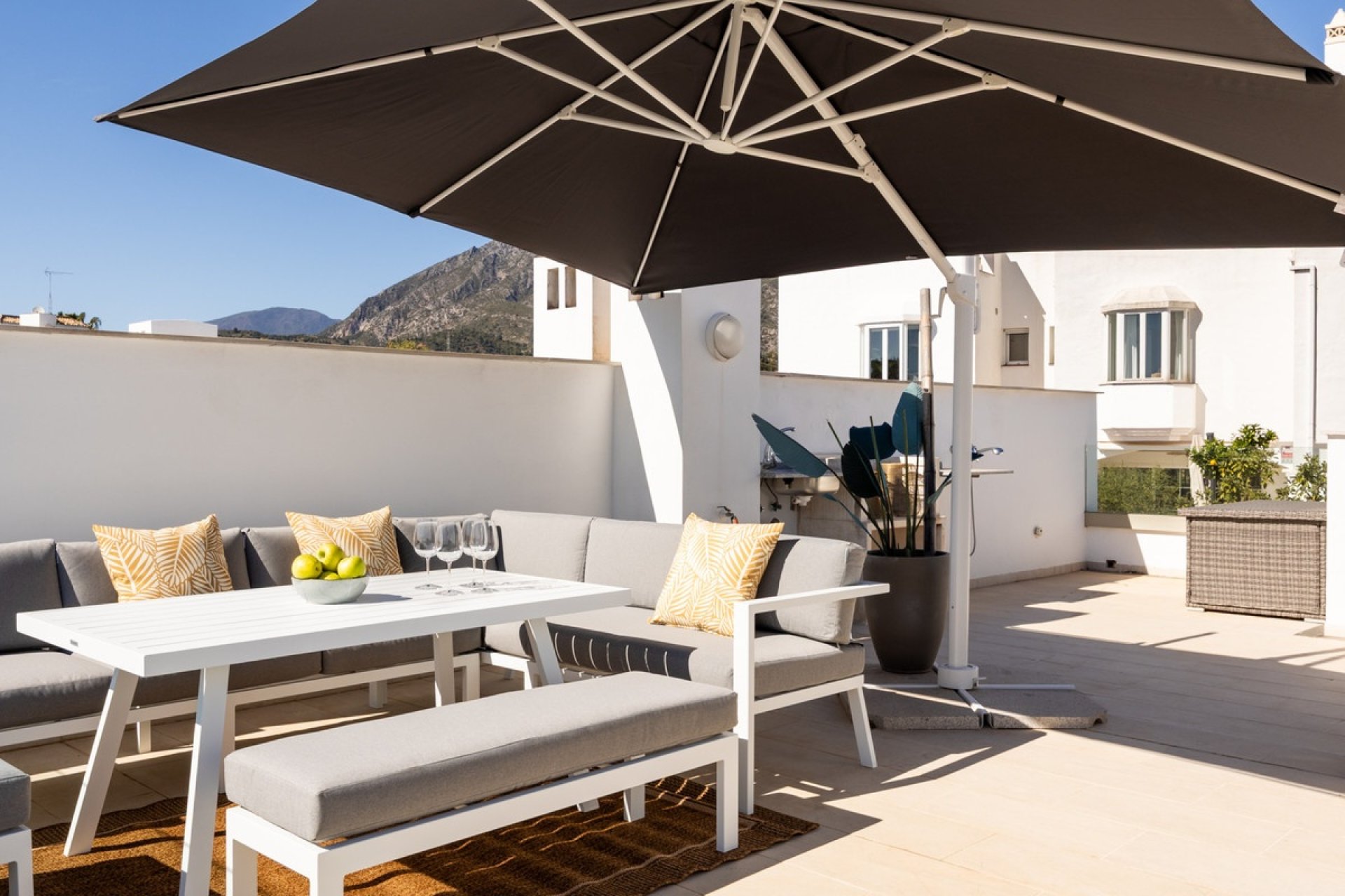 Resale - Town house - Marbella - The Golden Mile