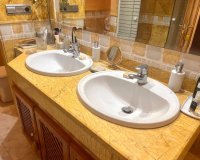 Resale - Town house - Marbella - The Golden Mile