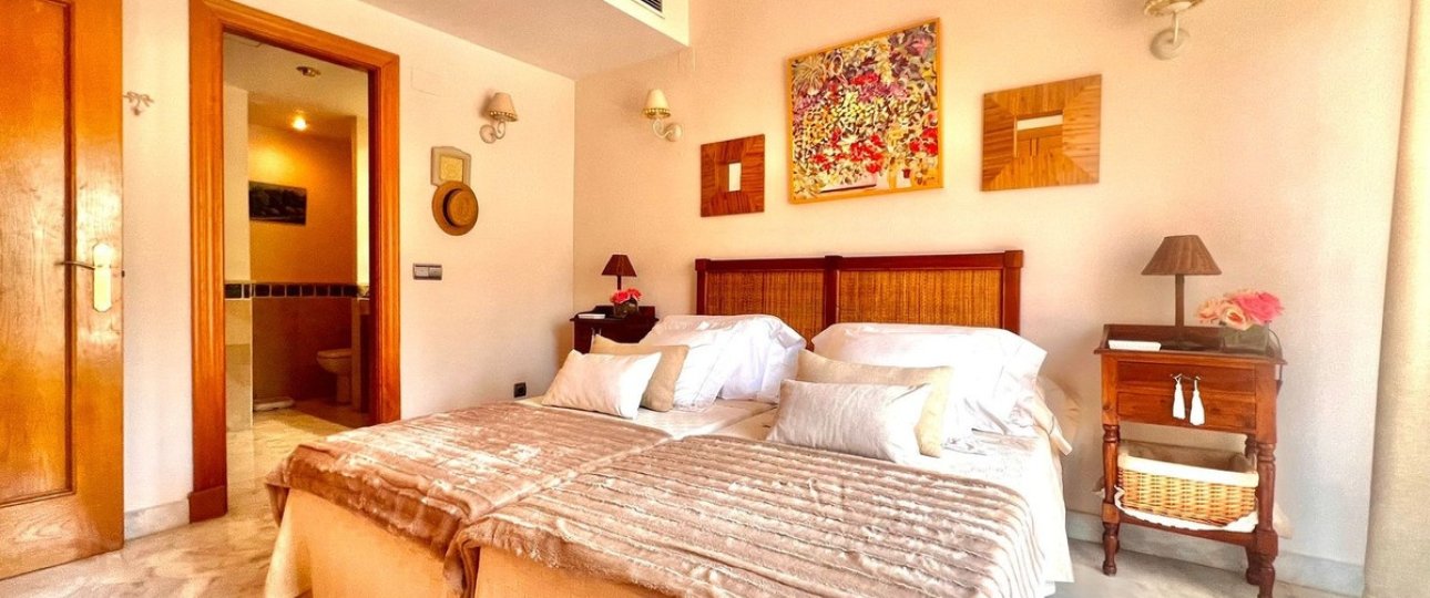 Resale - Town house - Marbella - The Golden Mile