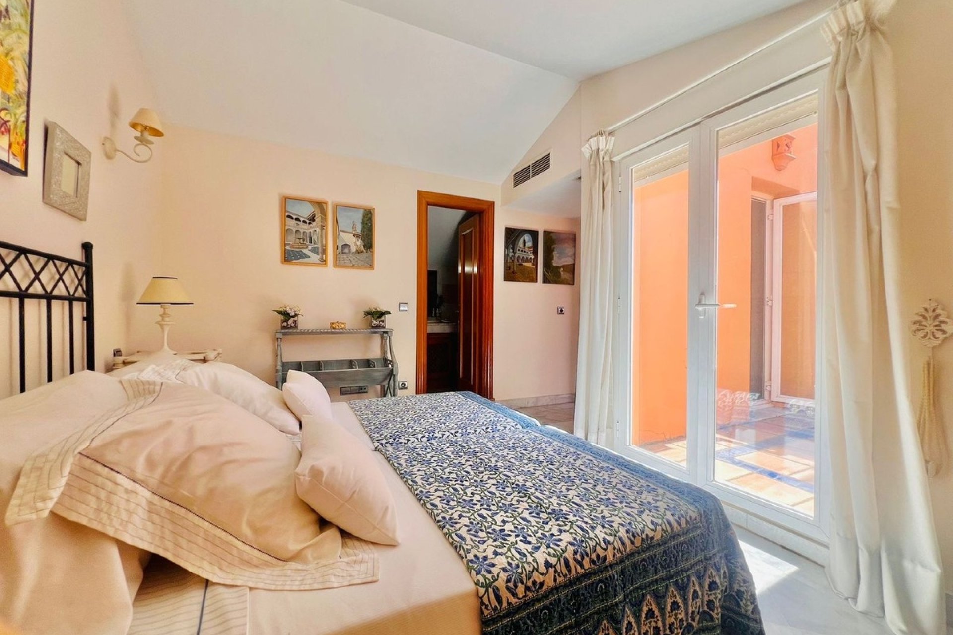 Resale - Town house - Marbella - The Golden Mile