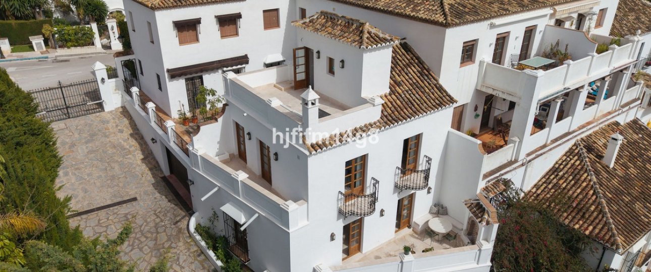 Resale - Town house - Marbella - The Golden Mile