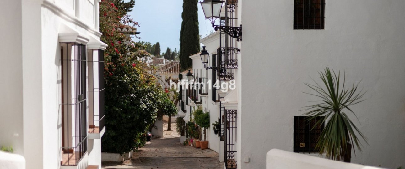 Resale - Town house - Marbella - The Golden Mile