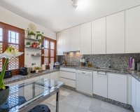 Resale - Town house - Marbella - The Golden Mile
