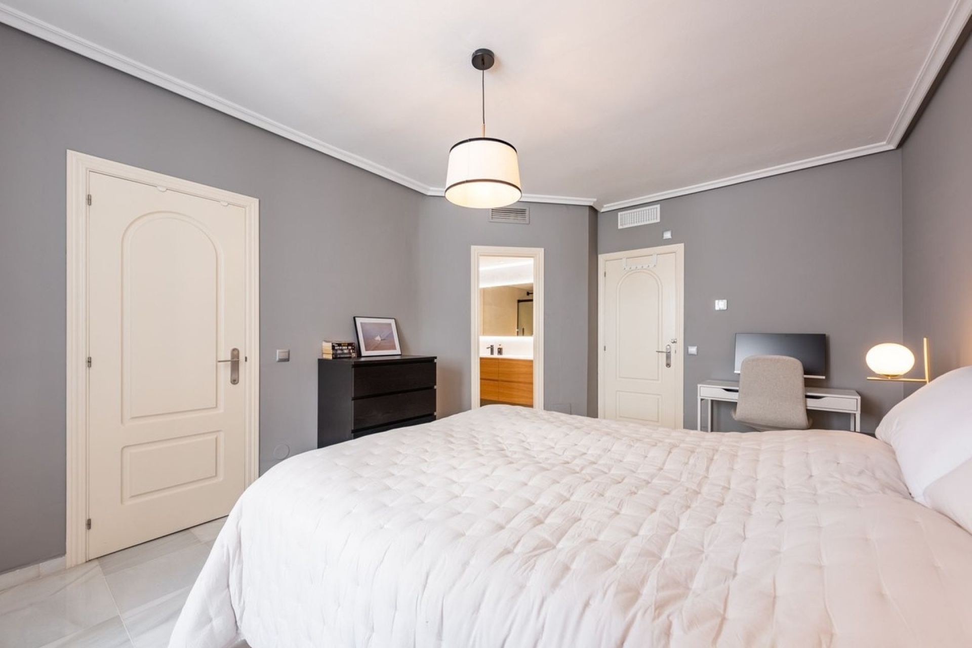 Resale - Town house - Marbella - The Golden Mile