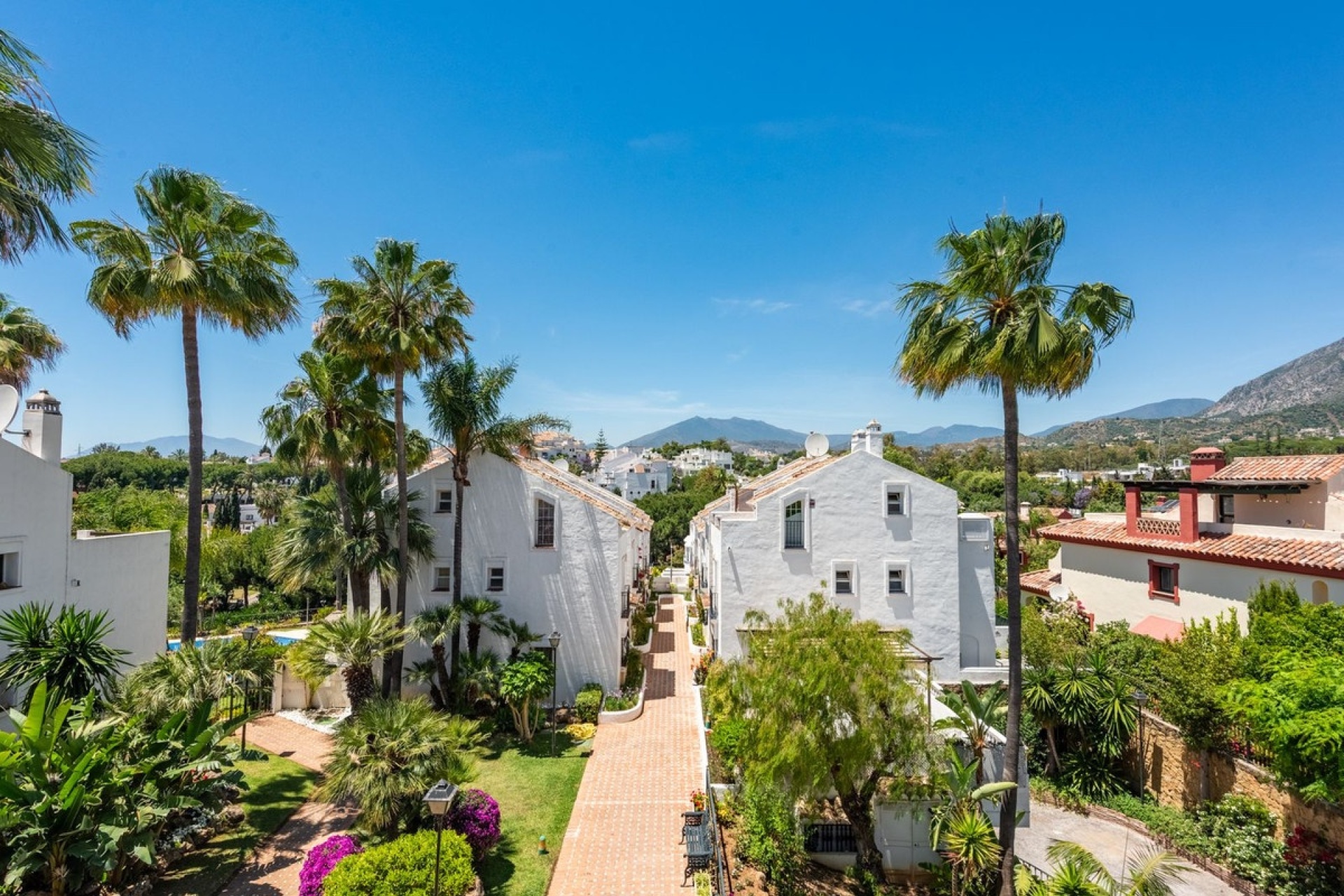 Resale - Town house - Marbella - The Golden Mile