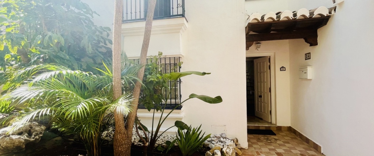 Resale - Town house - Marbella - The Golden Mile