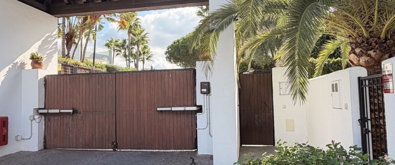 Resale - Town house - Marbella - The Golden Mile