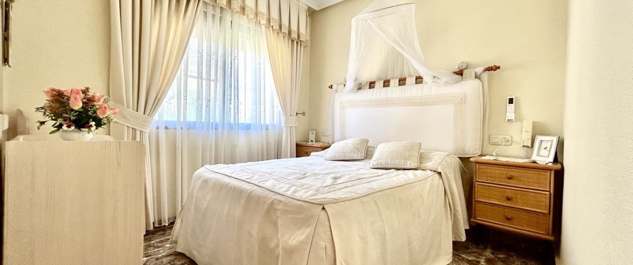 Resale - Town house - Orihuela - La Zenia