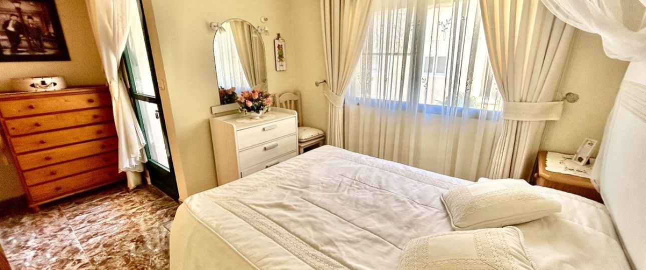 Resale - Town house - Orihuela - La Zenia
