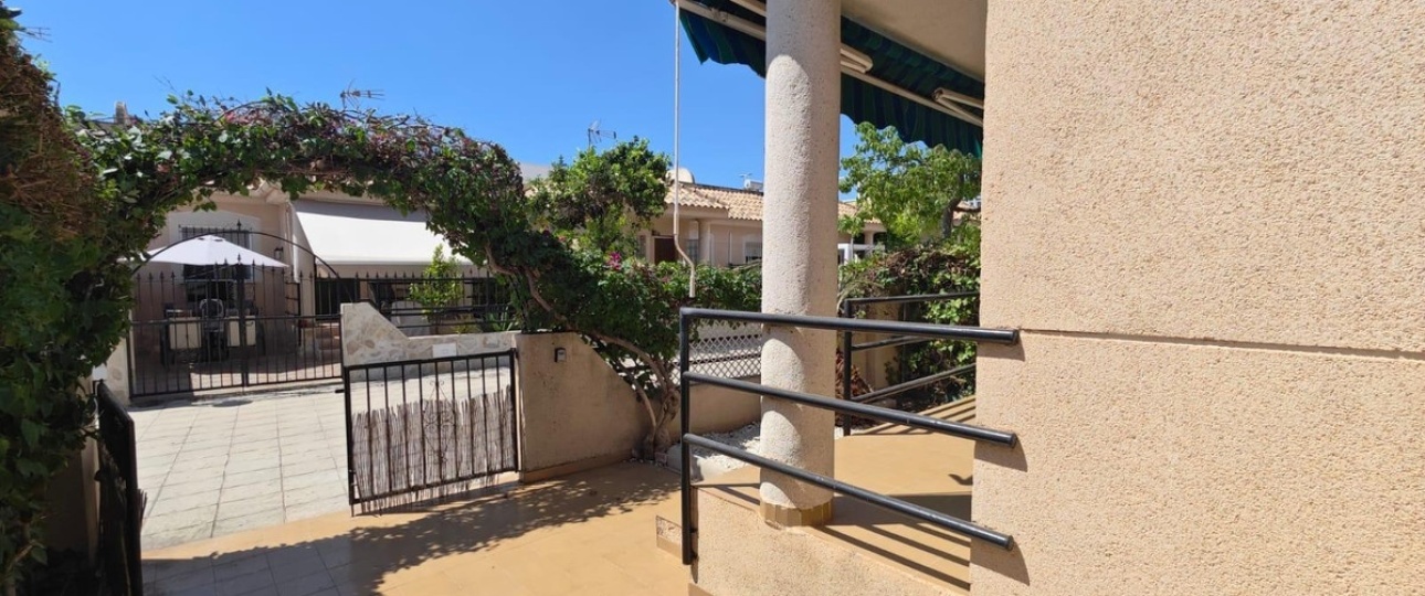 Resale - Town house - Orihuela - La Zenia