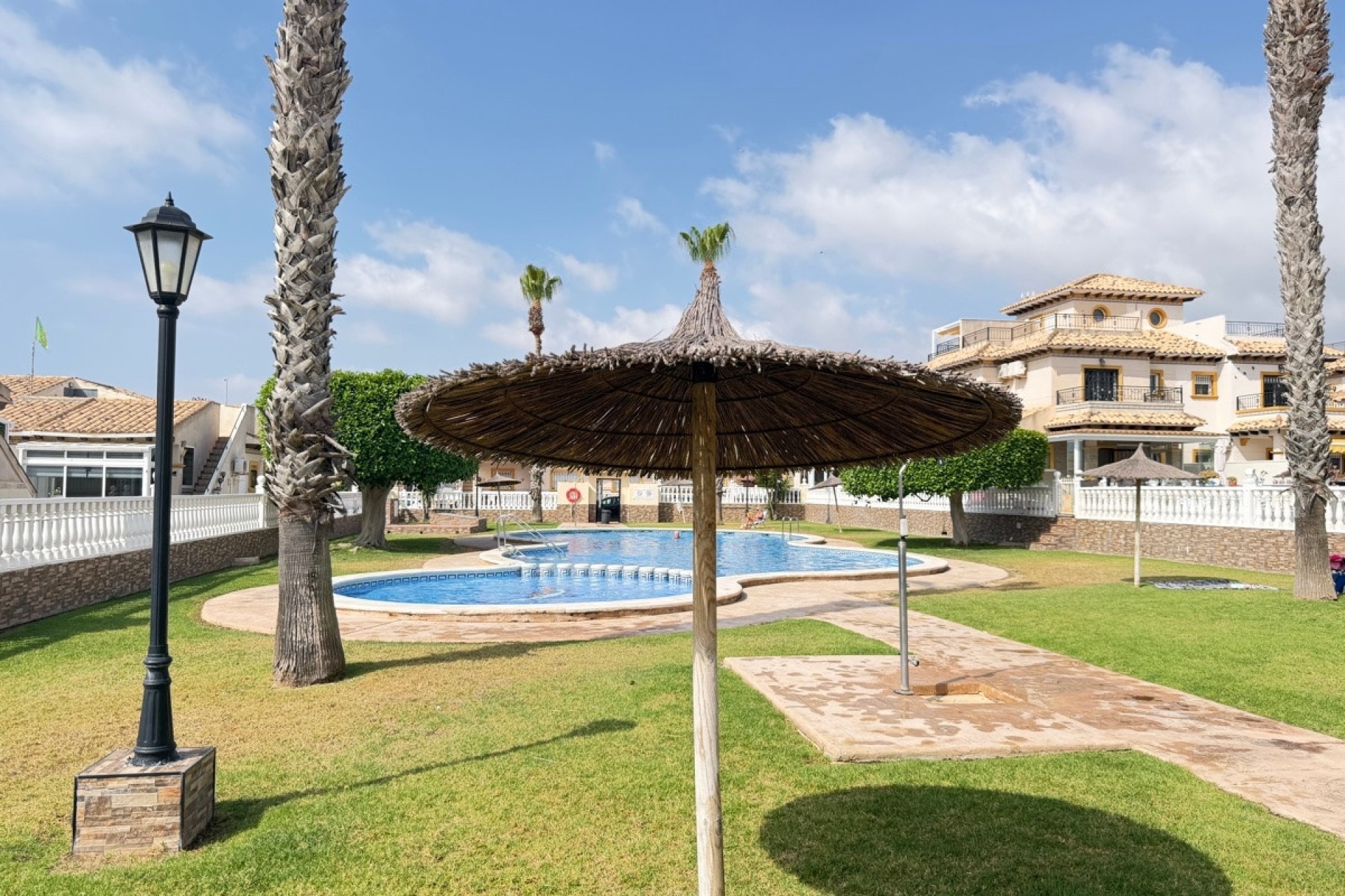 Resale - Town house - Orihuela - La Zenia