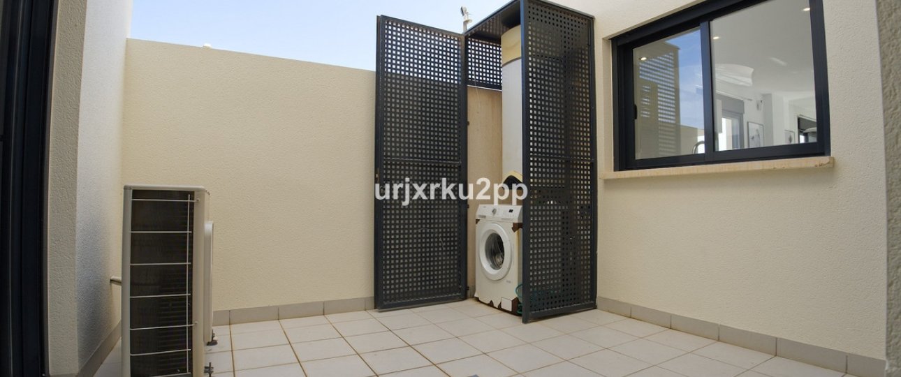 Resale - Town house - Orihuela - La Zenia