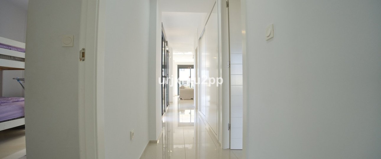 Resale - Town house - Orihuela - La Zenia