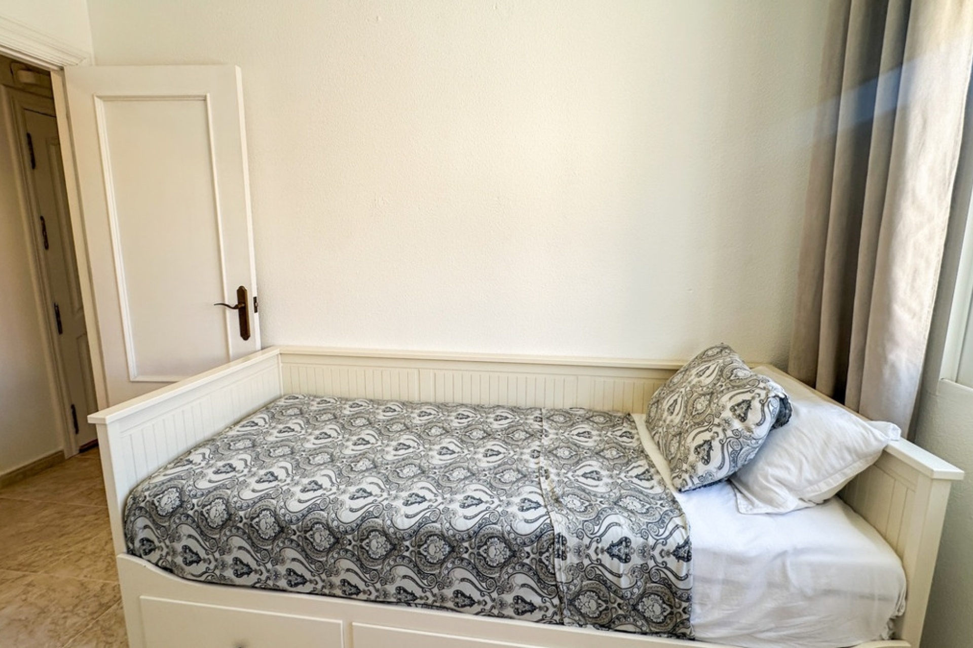Resale - Town house - Orihuela - Los Altos