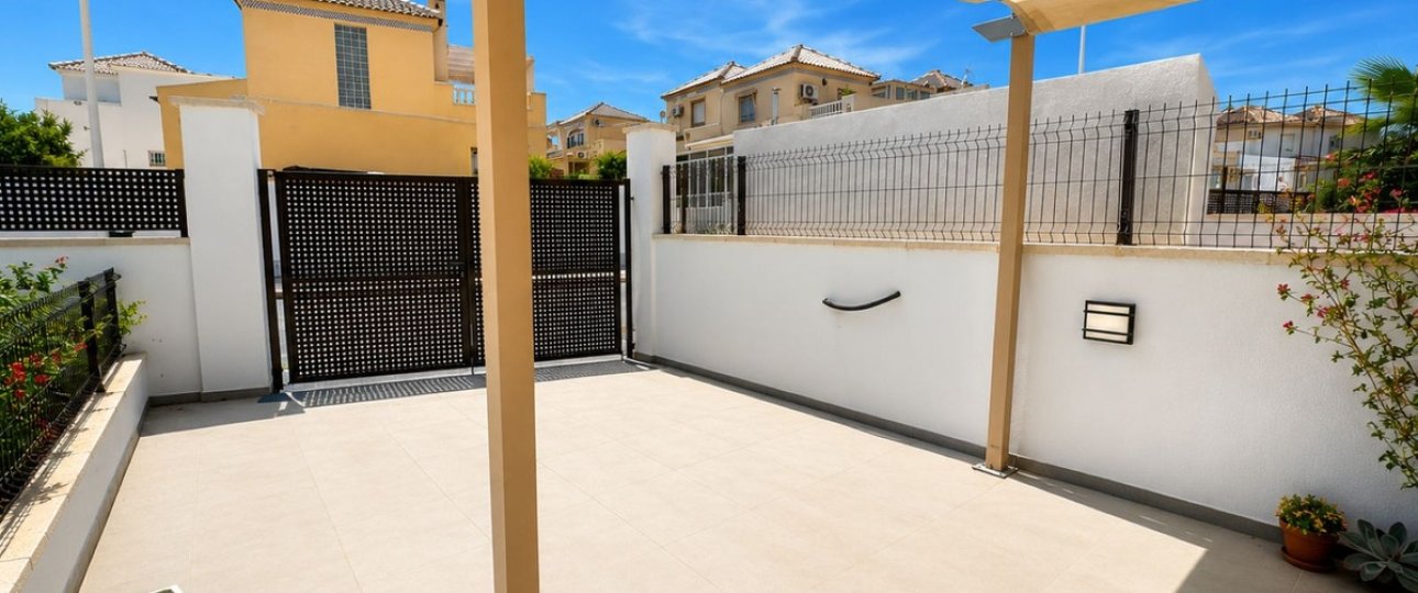 Resale - Town house - Orihuela - Los Balcones