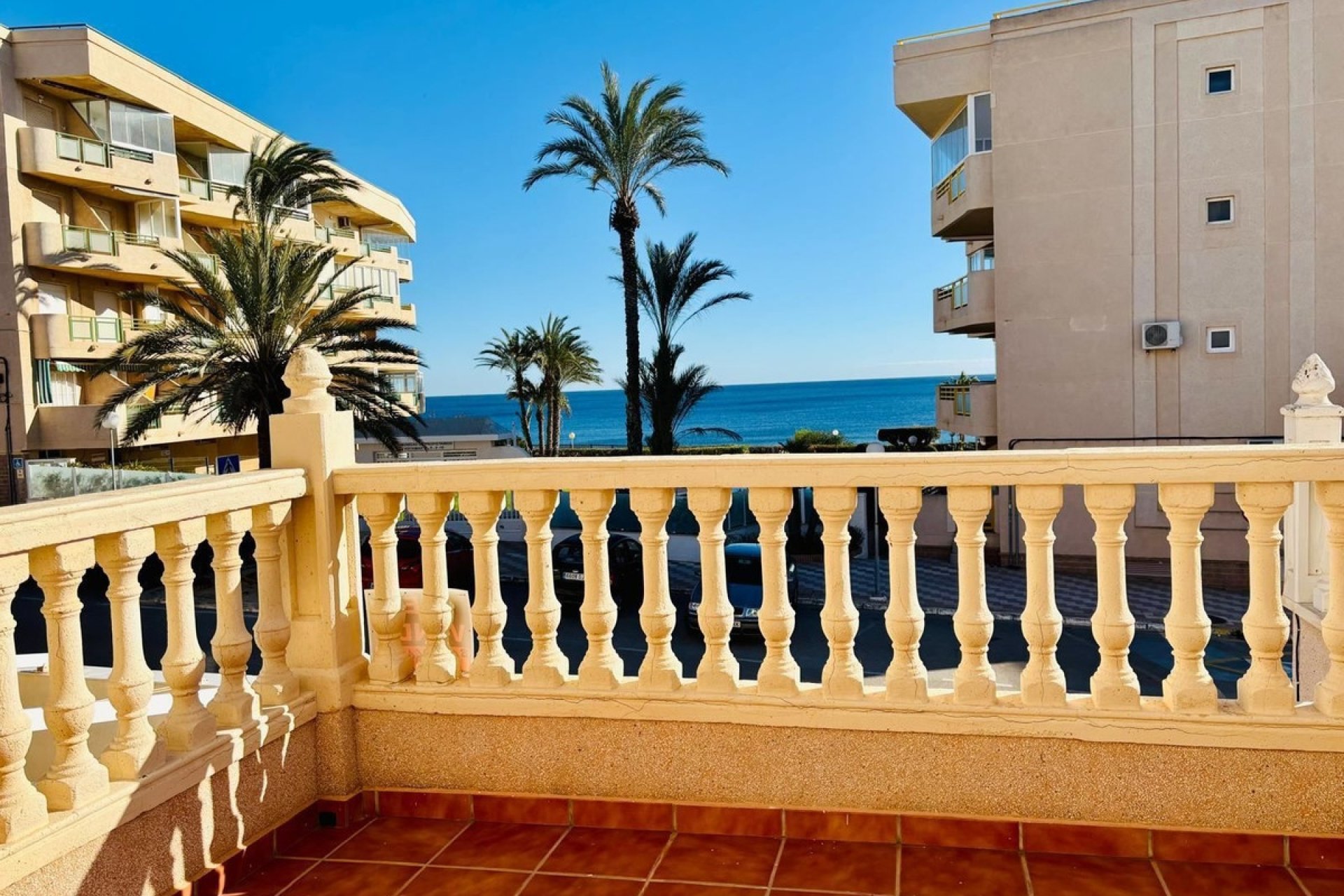 Resale - Town house - Orihuela - Mil Palmeras