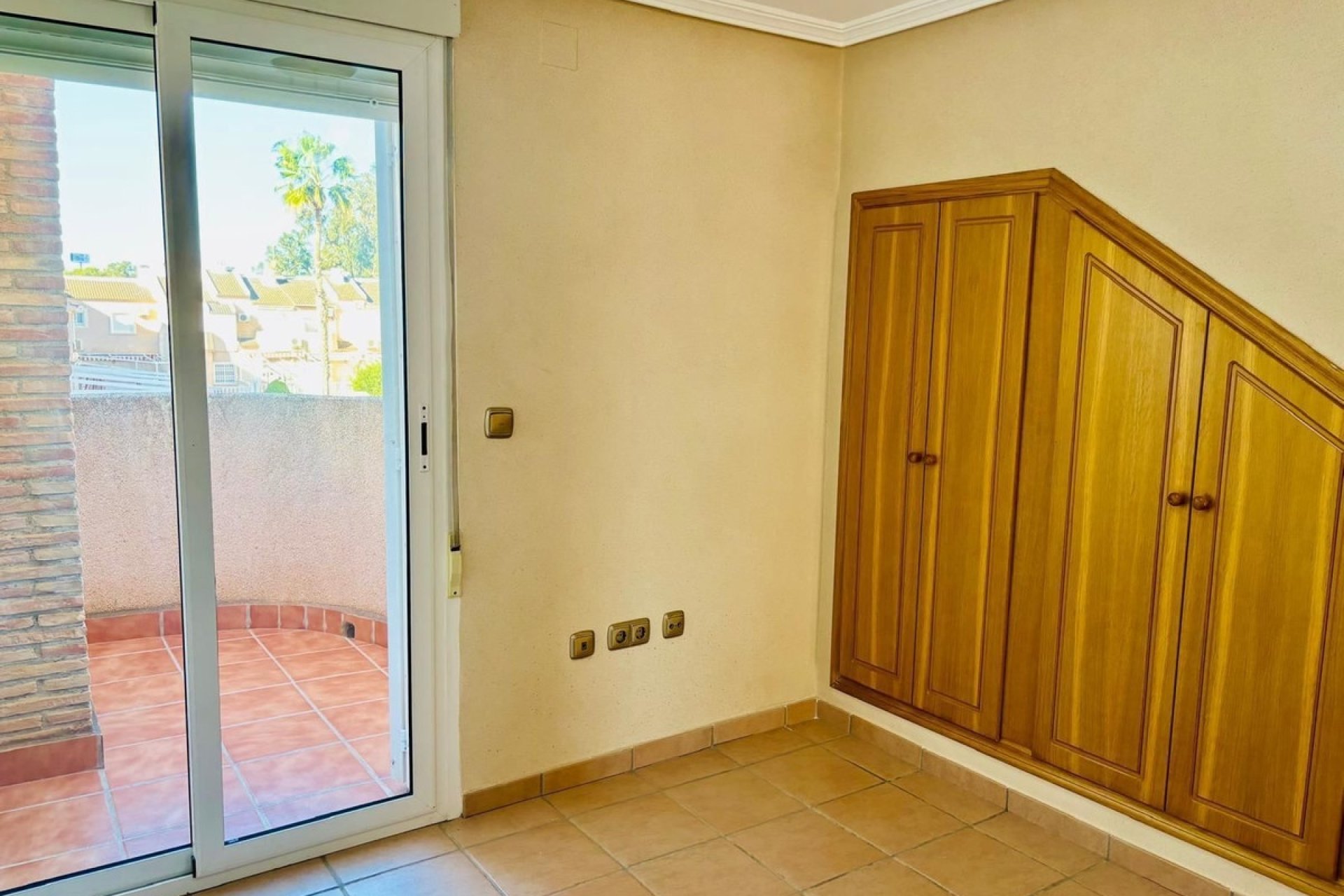 Resale - Town house - Orihuela - Mil Palmeras