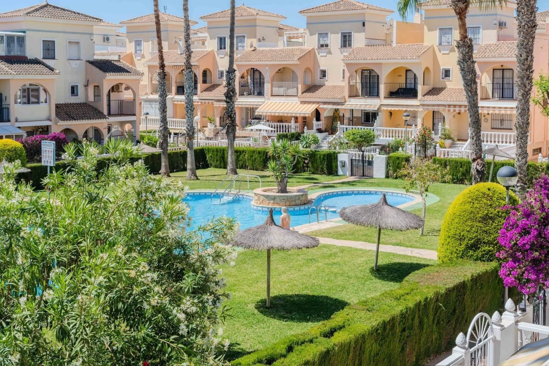 Resale - Town house - Orihuela - Orihuela Costa