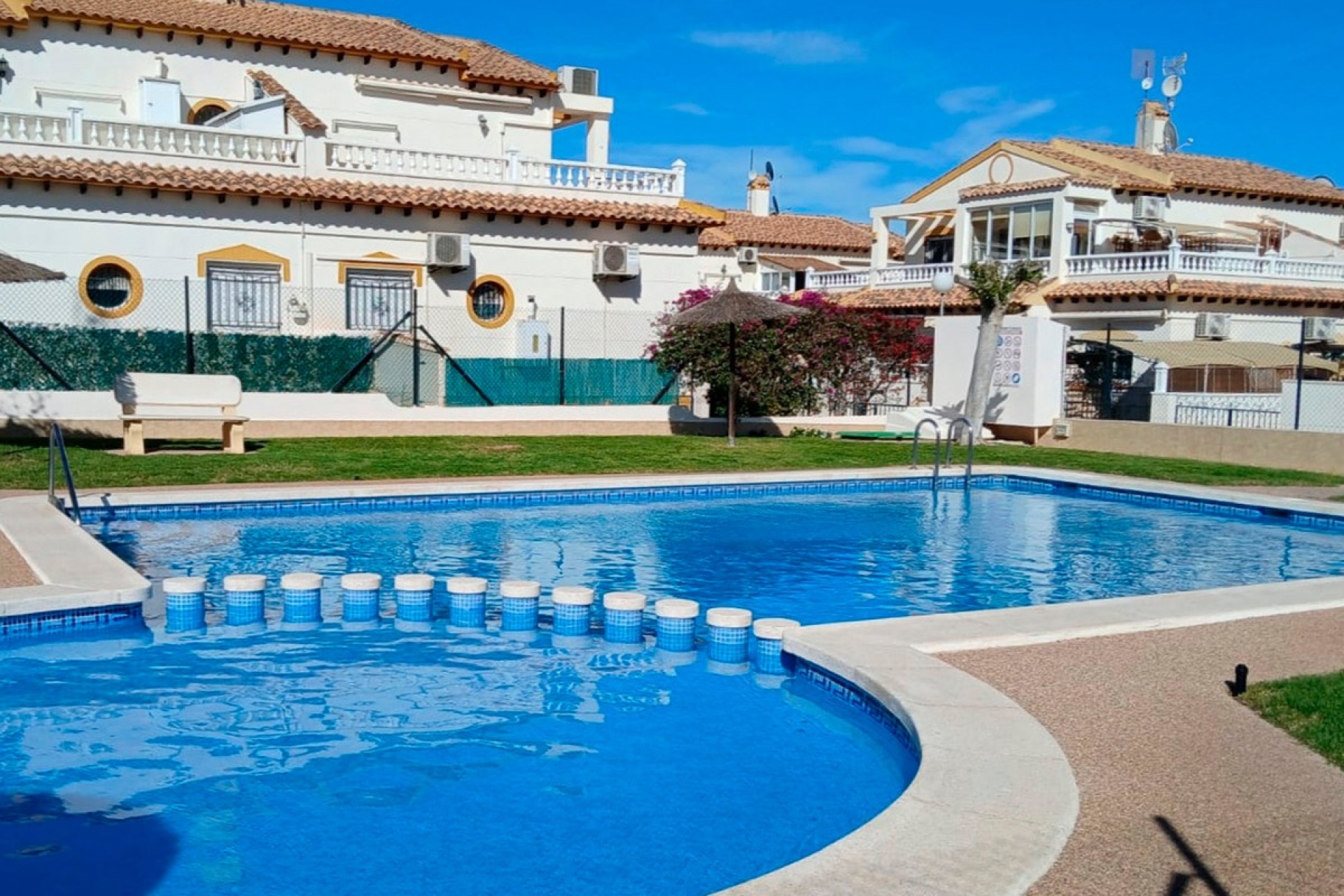 Resale - Town house - Orihuela - Orihuela Costa