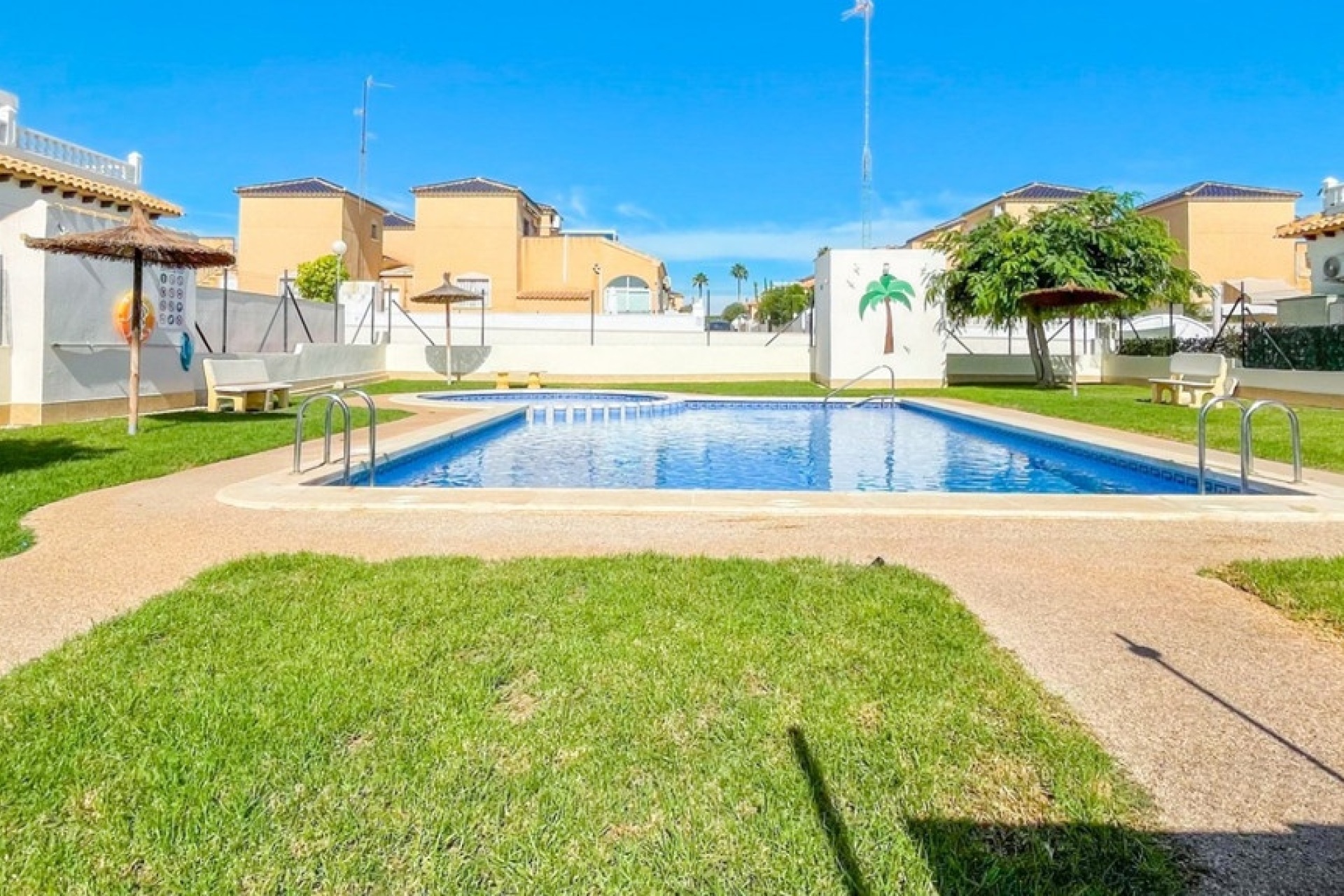 Resale - Town house - Orihuela - Orihuela Costa