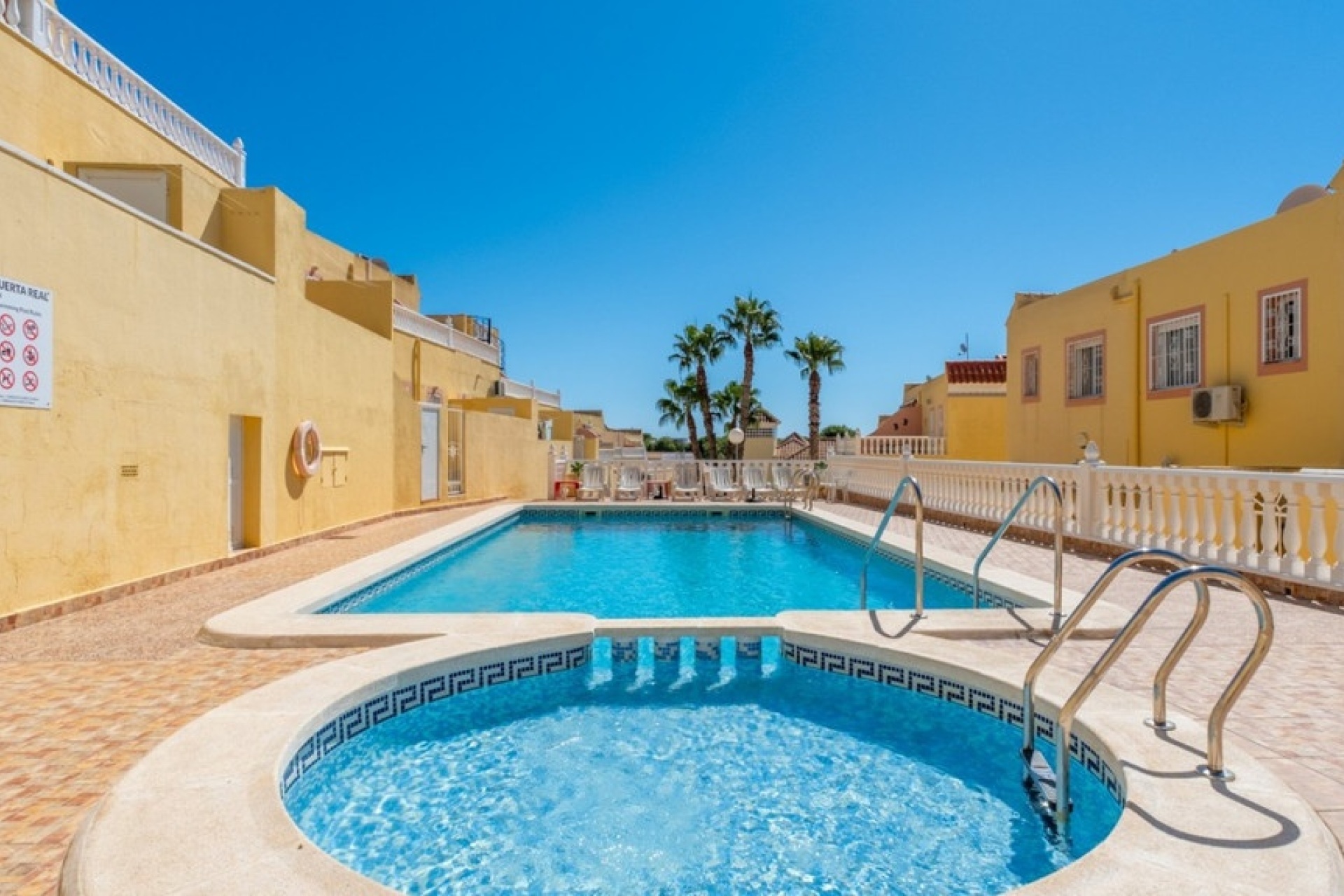 Resale - Town house - Orihuela - Orihuela Costa
