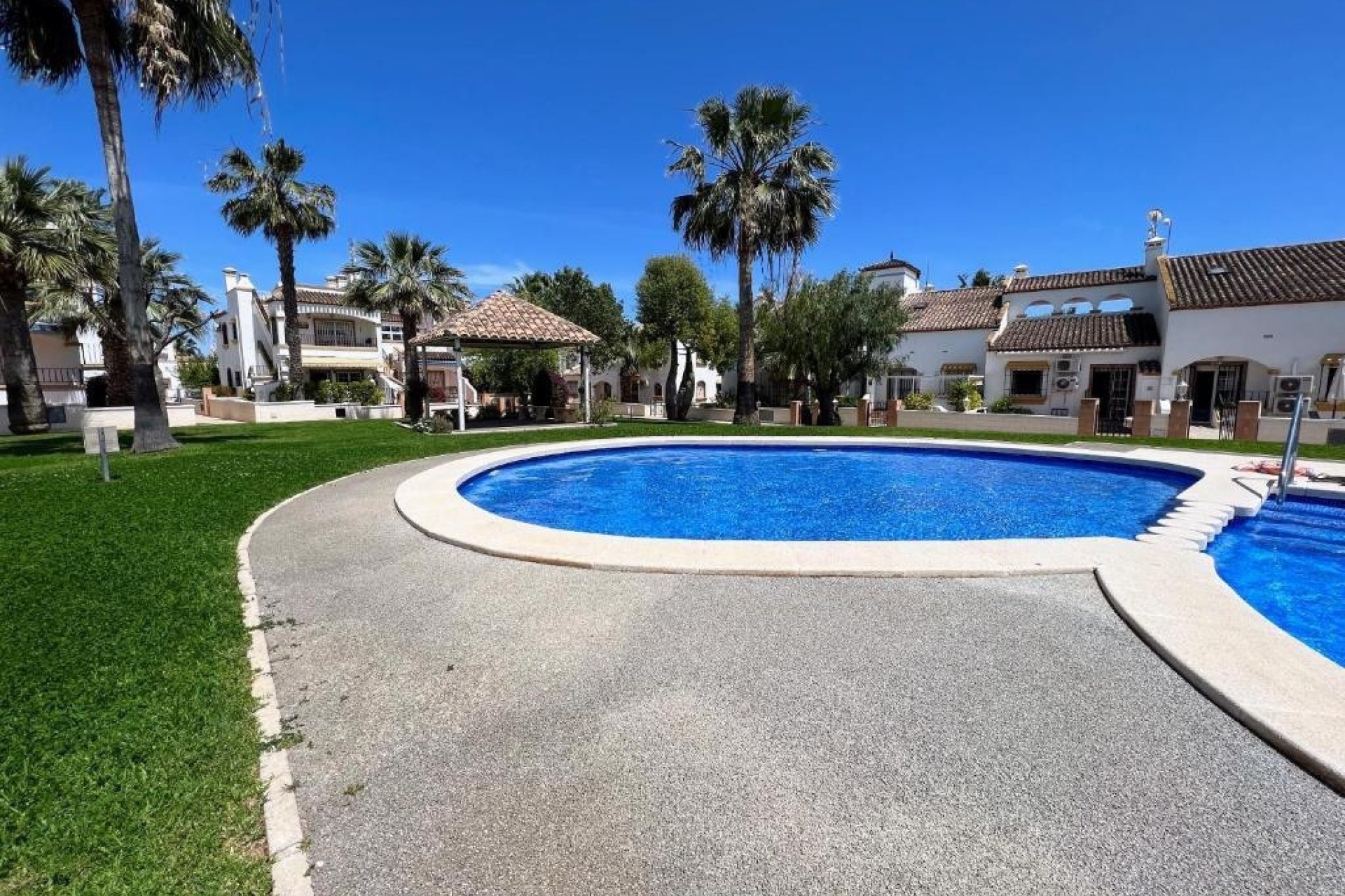 Resale - Town house - Orihuela - Orihuela Costa
