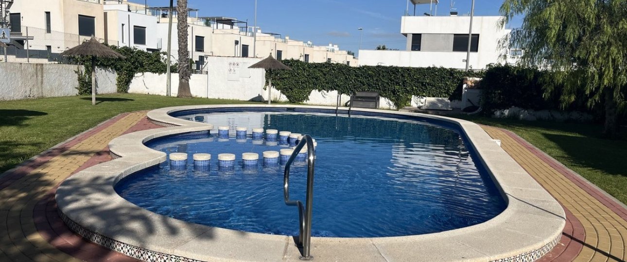 Resale - Town house - Orihuela - Villamartin