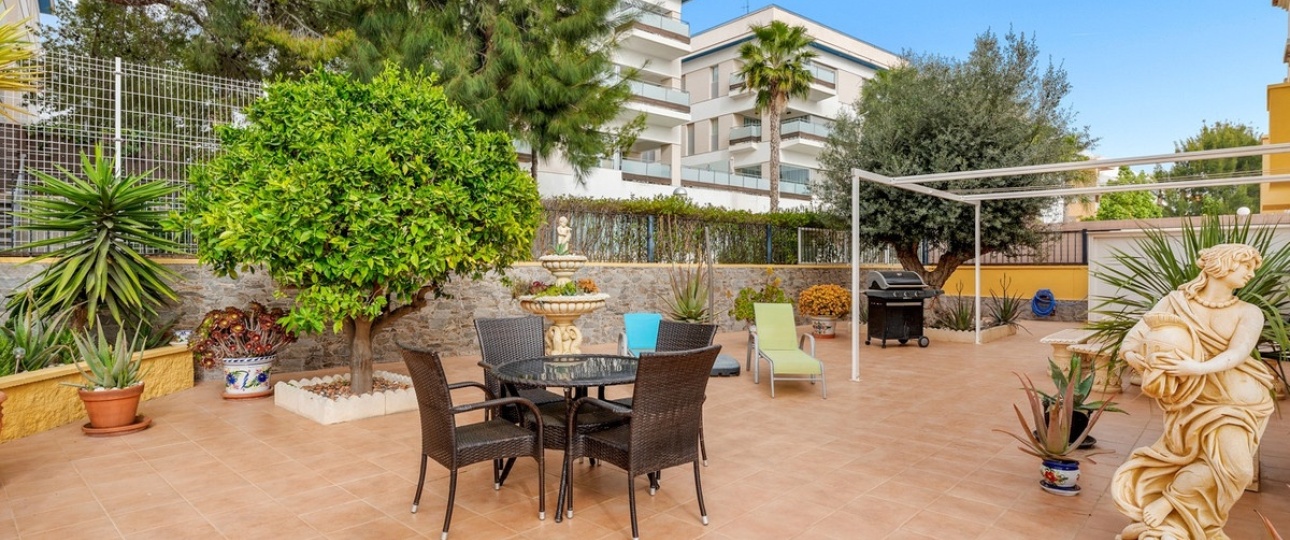 Resale - Town house - Orihuela - Villamartin