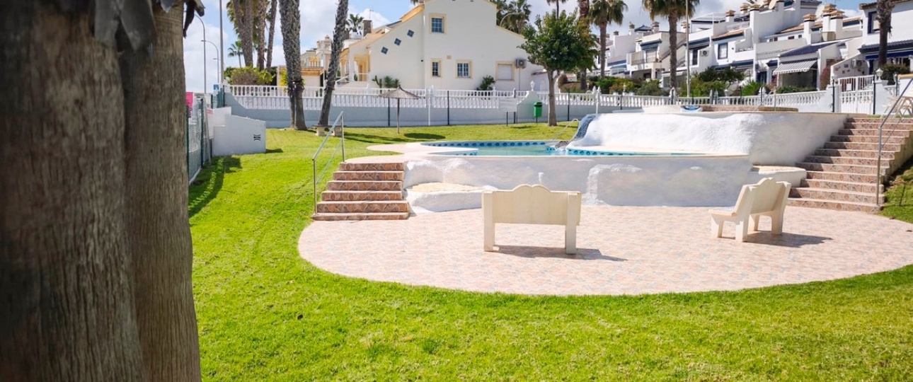 Resale - Town house - Orihuela - Villamartin