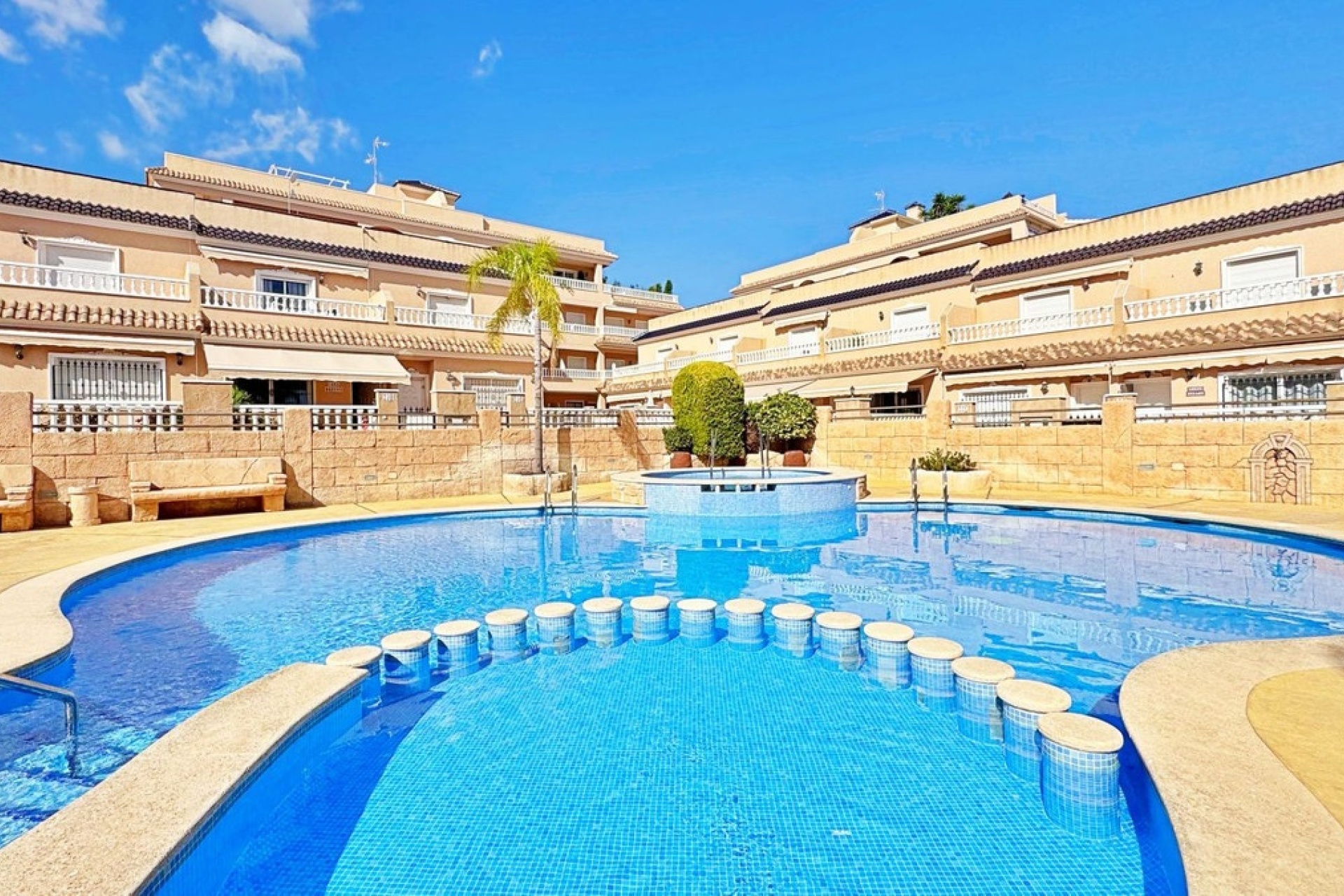 Resale - Town house - Orihuela - Villamartin