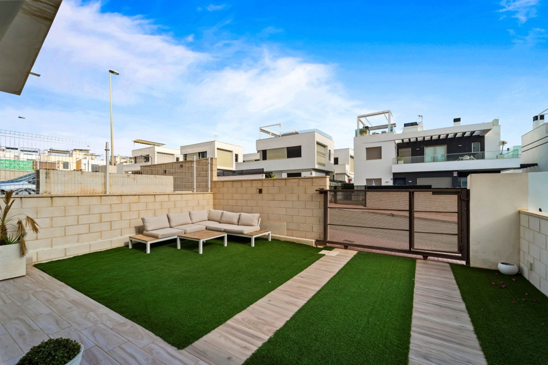 Resale - Town house - Orihuela - Villamartin