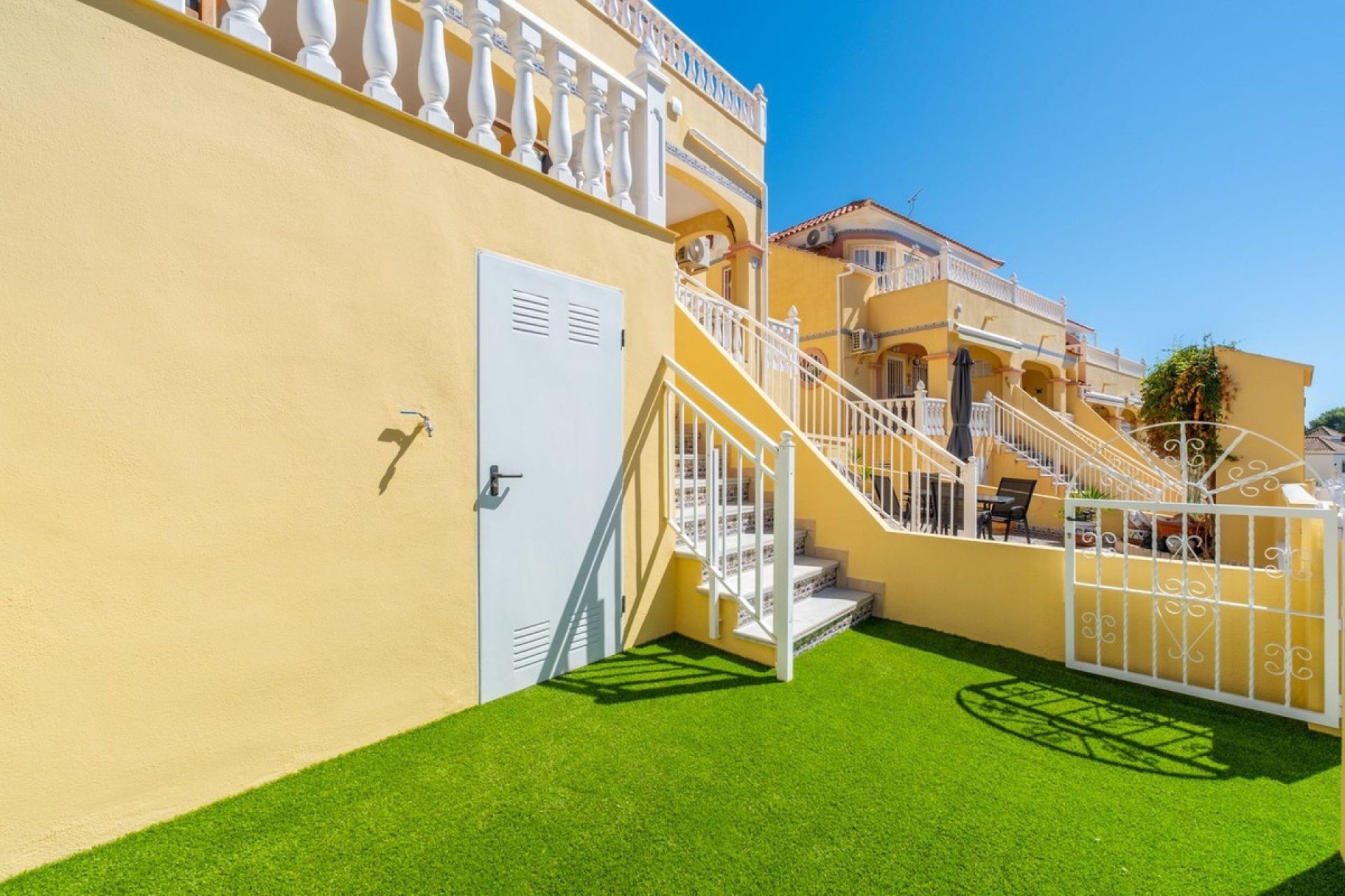 Resale - Town house - Orihuela - Villamartin