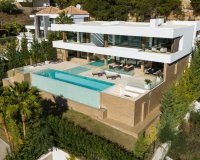 Resale - Villa - Benahavís - Benahavís Centro