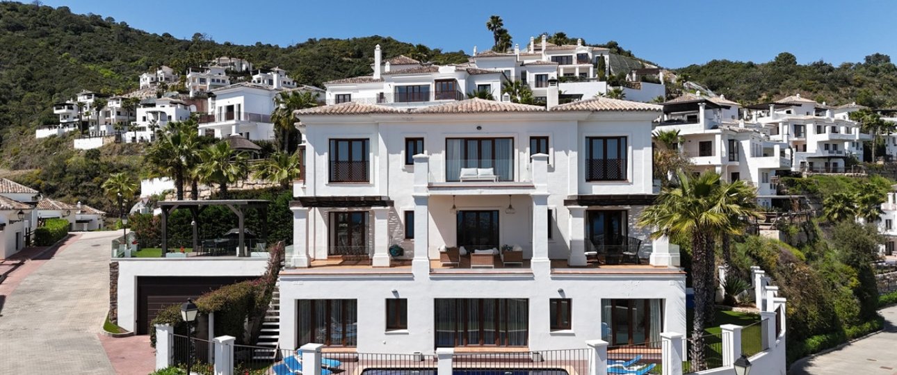 Resale - Villa - Benahavís - Benahavís Centro