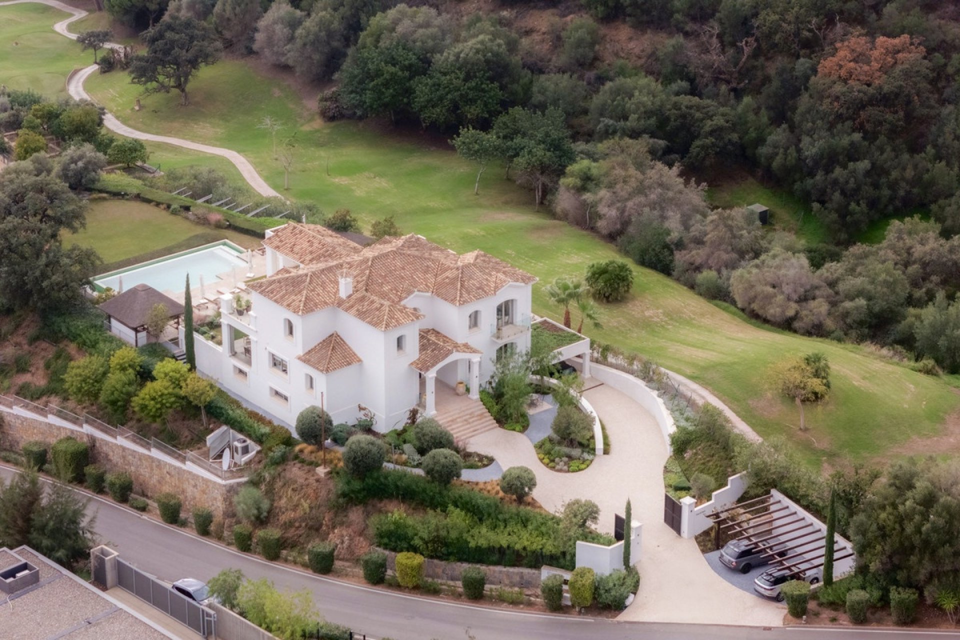 Resale - Villa - Benahavís - Benahavís Centro