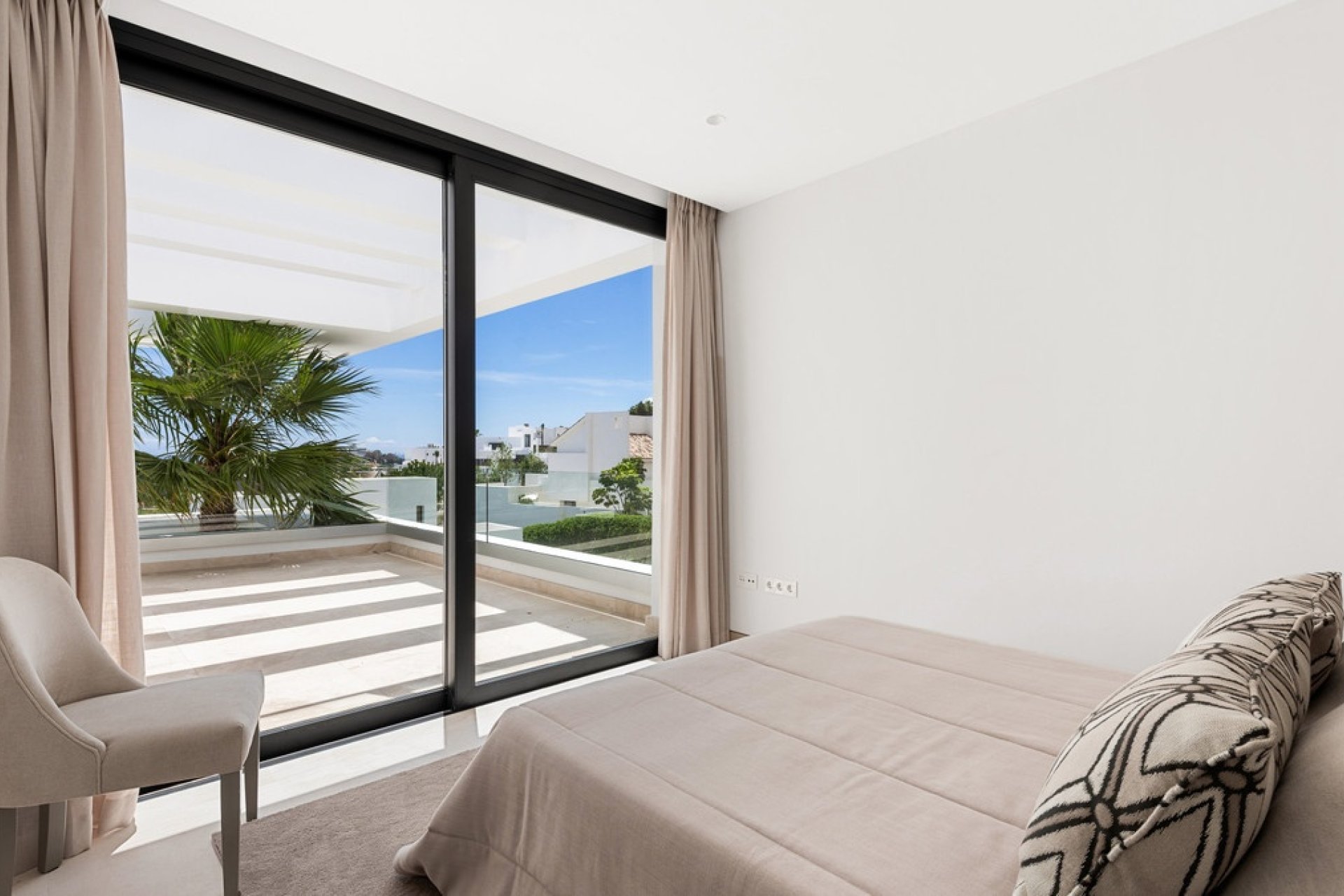 Resale - Villa - Benahavís - Benahavís Centro