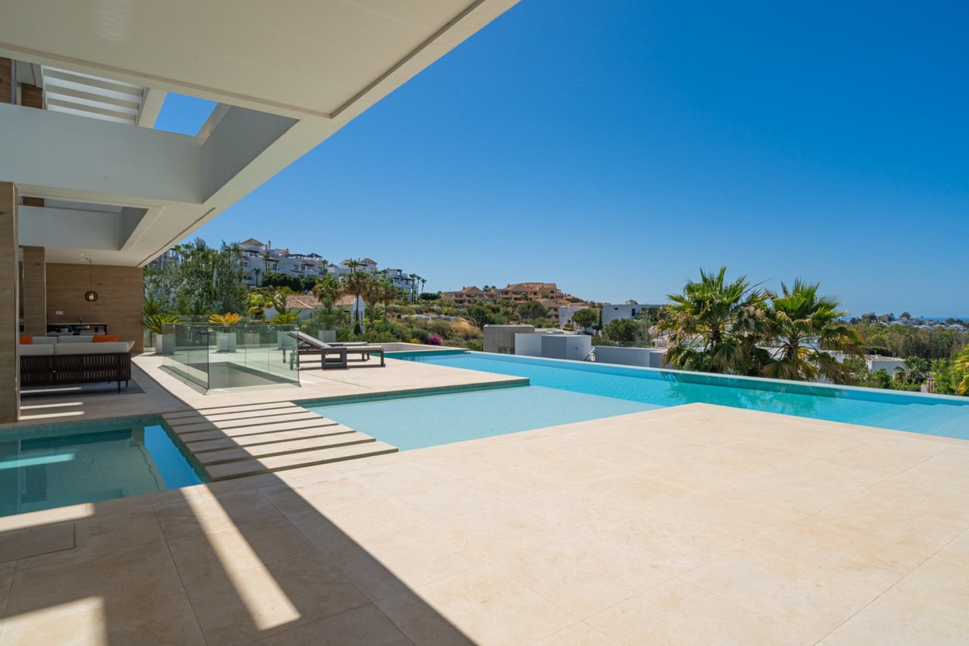 Resale - Villa - Benahavís - Benahavís Centro