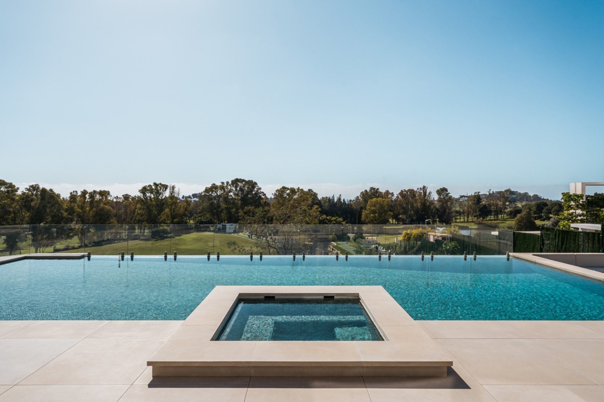 Resale - Villa - Benahavís - Benahavís Centro