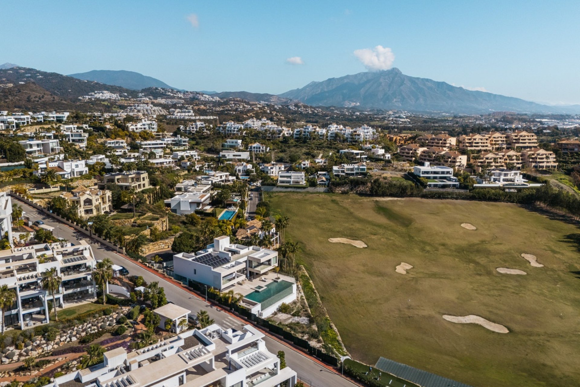 Resale - Villa - Benahavís - Benahavís Centro