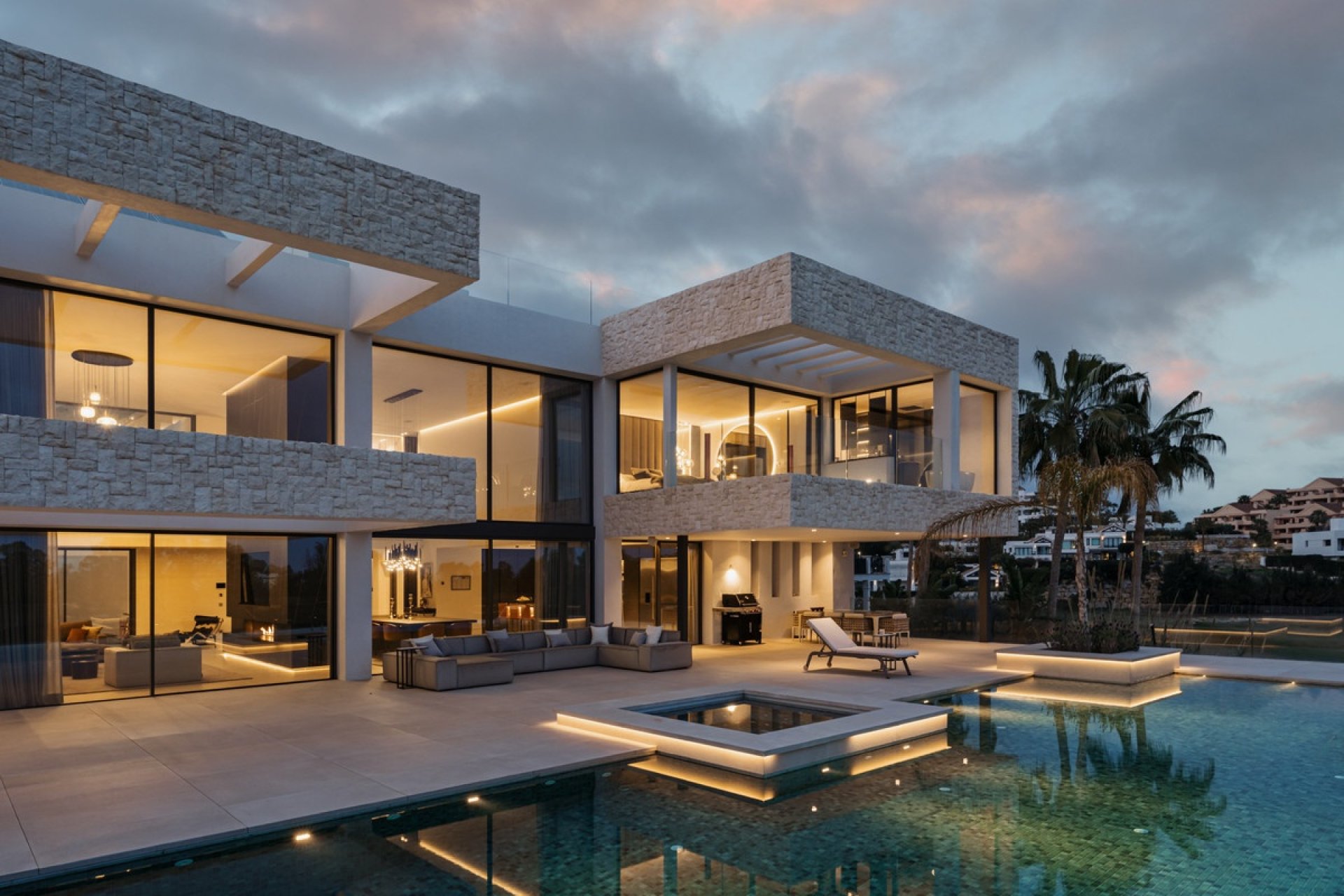 Resale - Villa - Benahavís - Benahavís Centro