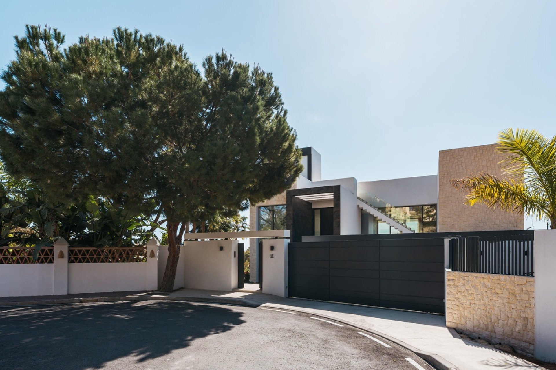 Resale - Villa - Benahavís - Benahavís Centro