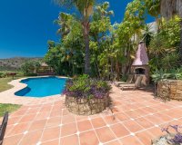 Resale - Villa - Benahavís - Benahavís Centro