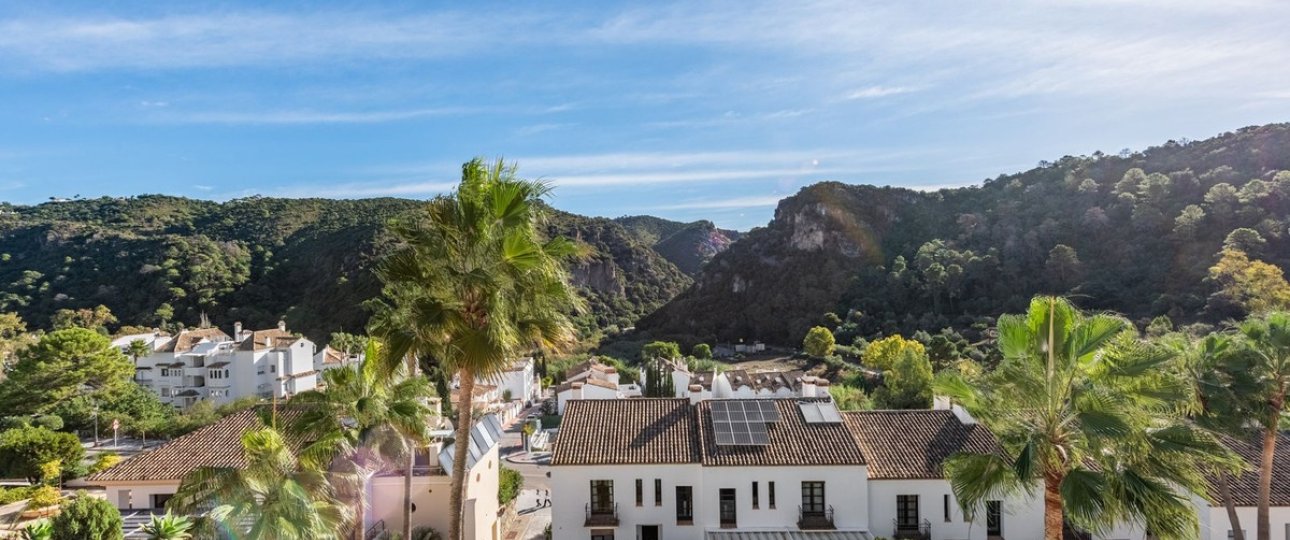 Resale - Villa - Benahavís - Benahavís Centro