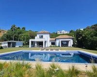 Resale - Villa - Benahavís - Benahavís Centro