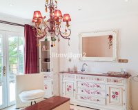 Resale - Villa - Benahavís - Benahavís Centro