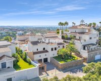 Resale - Villa - Benahavís - Benahavís Centro