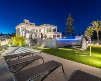 Resale - Villa - Benahavís - Benahavís Centro