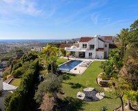 Resale - Villa - Benahavís - Benahavís Centro