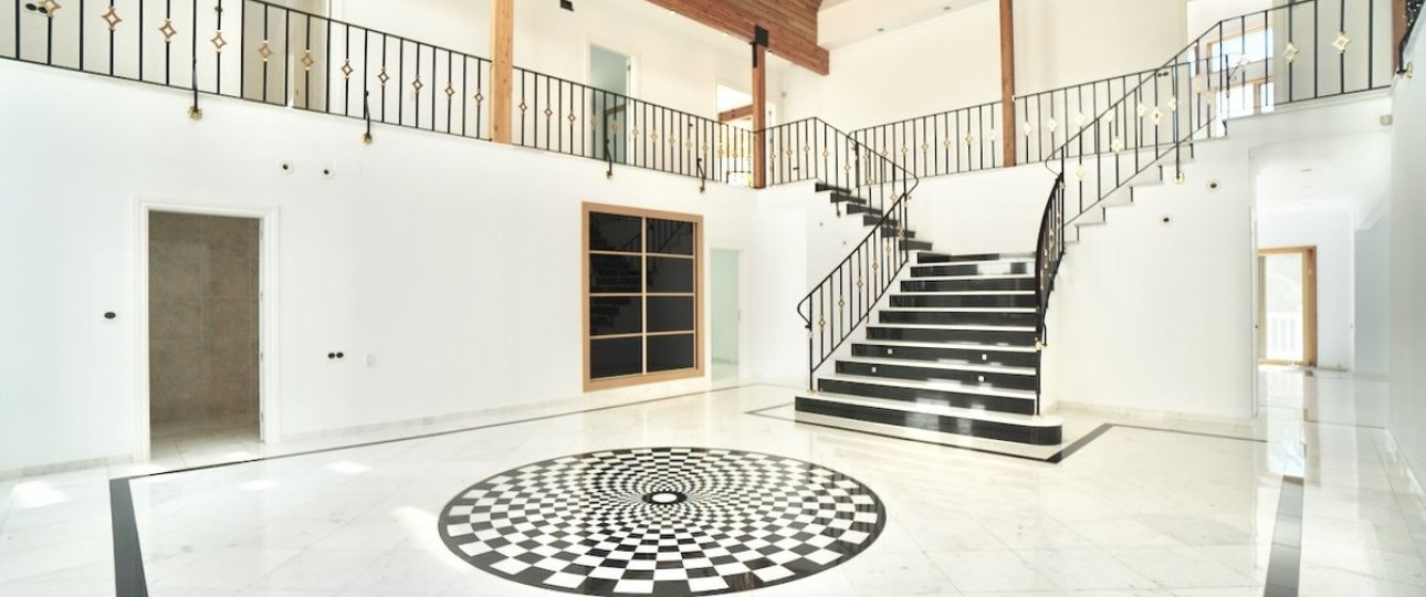 Resale - Villa - Benahavís - Benahavís Centro